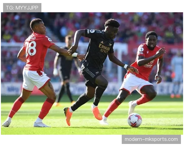 英超森林队联赛杯上演惊天逆转,斗志昂扬彰显强劲竞争力 英超森林队联赛杯上演惊天逆转,斗志昂扬彰显强劲竞争力